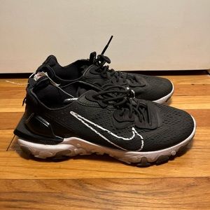Nike React Vision Mens Sz 11